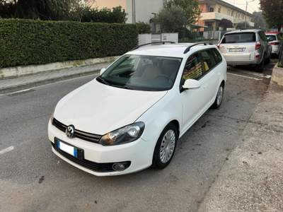 Volkswagen Golf Var. 1.2 TSI Comfortline Bianco usata Bregnano