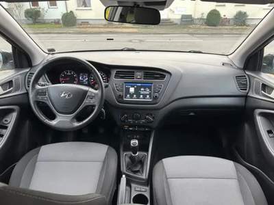 Hyundai i20 1.2 5 porte Connect Grigio usata Limena