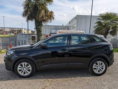 Peugeot 3008 BlueHDi 130 EAT8 S&S Nero usata Limena
