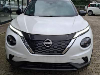 Nissan Juke 1.6 HEV N-Connecta Bianco usata Ferrara