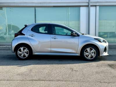 Mazda 2 Hybrid 1.5 vvt full hybrid electric Exclusive Line Argento usata Padova
