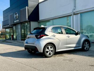 Mazda 2 Hybrid 1.5 vvt full hybrid electric Exclusive Line Argento usata Padova