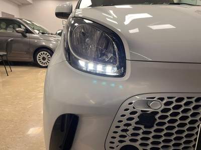 Smart ForFour EQ Passion Bianco usata Cardito
