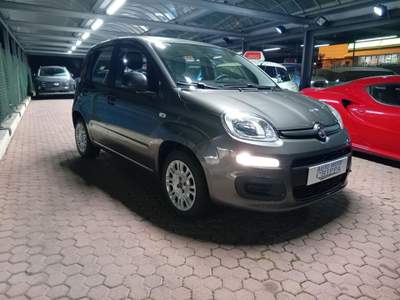 Fiat Panda 1.0 HYBRID 5 PORTE OK NEOPATENTATO Grigio usata Barzanò