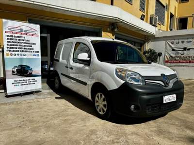 Renault Kangoo 1.5 dCi 110CV 5 porte Stop & Start Life N1 Bianco usata OLBIA