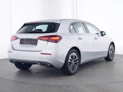 Mercedes-Benz Classe A Automatic Progressive Advanced Argento usata Magenta