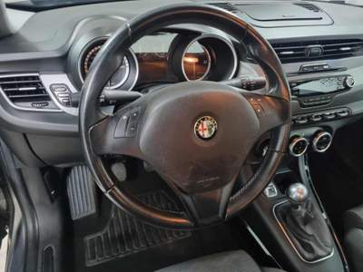 Alfa Romeo Giulietta 1.6 JTDm-2 105 CV Exclusive Grigio usata Gerenzano