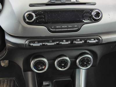 Alfa Romeo Giulietta 1.4 Turbo 105 CV Progression Bianco usata Gerenzano