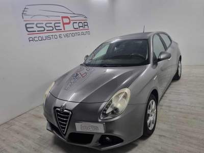 Alfa Romeo Giulietta 1.6 JTDm-2 105 CV Distinctive Grigio usata Gerenzano