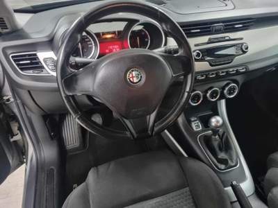 Alfa Romeo Giulietta 1.6 JTDm-2 105 CV Distinctive Grigio usata Gerenzano