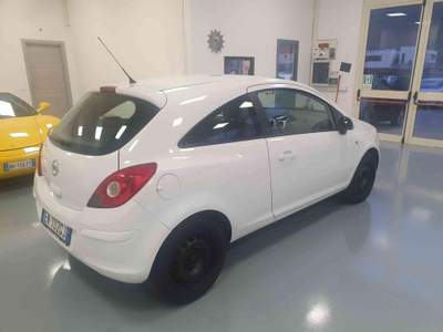 Opel Corsa 1.4 16V 3 porte Bianco usata Longarone