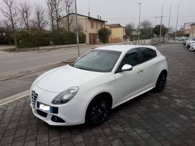 Alfa Romeo Giulietta 2.0 JTDm-2 140 CV Distinctive Bianco usata Piombino Dese