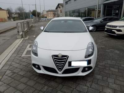 Alfa Romeo Giulietta 2.0 JTDm-2 140 CV Distinctive Bianco usata Piombino Dese