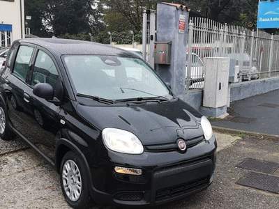 Fiat Panda 1.0 Hybrid Pandina Km0 PROMO FINANZIAMENTO Nero usata Corbetta