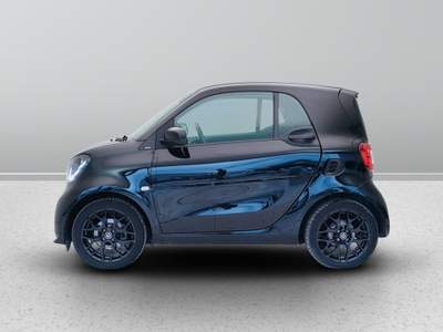 Smart ForTwo III 2015 -  0.9 t Berlin Black Superpassion 90c Nero usata Mosciano Sant'Angelo