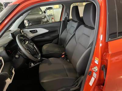 Suzuki Swift 1.2 Hybrid Top/VARI COLORI/FULL OPTIONAL Arancione usata Rivarolo Canavese