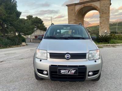 Fiat Panda 1.2 4x4 Climbing Grigio usata Valderice