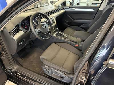 Volkswagen Passat 2.0 TDI DSG Business BlueMotion Tech Nero usata Stradella