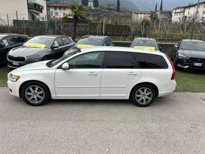 Volvo V50 SUMMUM Bianco usata Arco