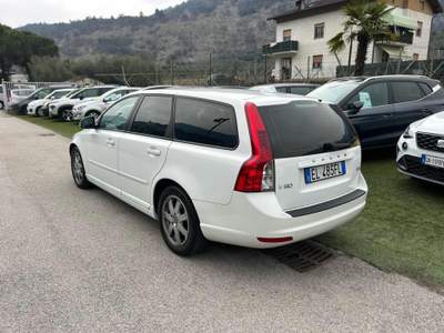 Volvo V50 SUMMUM Bianco usata Arco