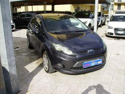 Ford Fiesta 1.4 TDCi 5p. Titanium Grigio usata Giarre