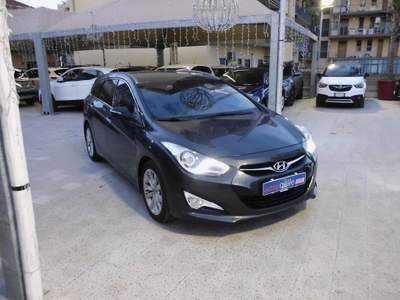Hyundai i40 Wagon 1.7 CRDi 136CV Aut. Style Grigio usata Giarre