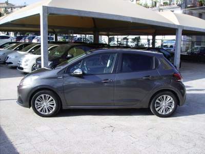 Peugeot 208 PureTech 82 5 porte Style Grigio usata Giarre