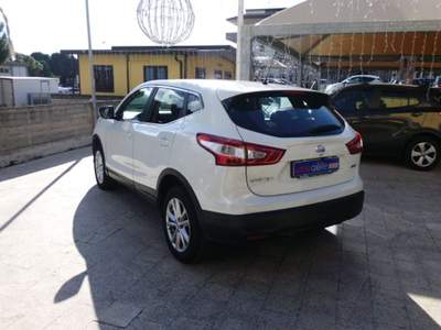 Nissan Qashqai 1.5 dCi Business Bianco usata Giarre