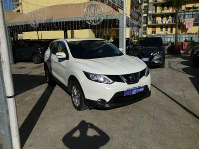 Nissan Qashqai 1.5 dCi Business Bianco usata Giarre