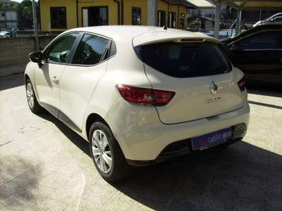 Renault Clio dCi 8V 75CV Start&Stop 5 porte Energy Zen Beige usata Giarre