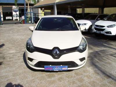Renault Clio dCi 8V 75CV Start&Stop 5 porte Energy Zen Beige usata Giarre