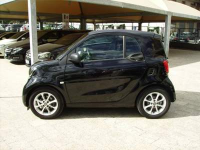 Smart ForTwo 1000 52 kW MHD coupé passion Nero usata Giarre