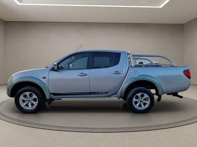 Mitsubishi L200 2.5 DI-D/136CV Double Cab Invite Grigio usata Tertenia