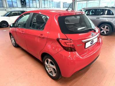 Toyota Yaris 1.5 Hybrid 5 Pt. Auto. *NEOPATENTATI* Rosso usata MILANO