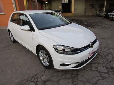 Volkswagen Golf 7.5 VII 1.5 TGI Highline 5p *69.000 KM* Bianco usata Lecco