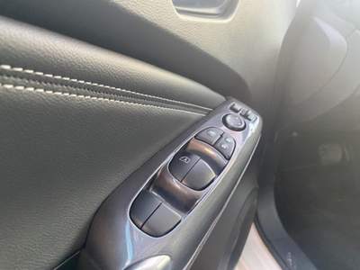 Nissan Juke 1.0 DIG-T 114 CV DCT N-Connecta Bianco usata Firenze