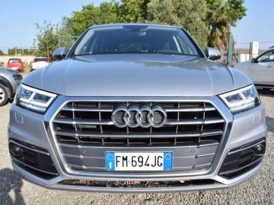Audi Q5 Q5 2.0 TDI 190CV quattro S tronic Grigio usata Montalto di Castro