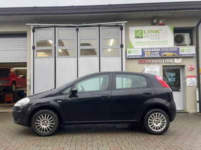 Fiat Punto 1.4 8V 5 porte Natural Power Easy NEOPATENTATI Nero usata Sergnano
