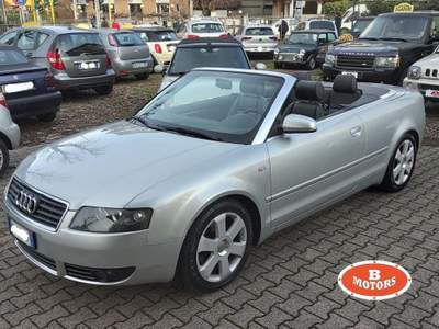 Audi A4 Cabriolet 3.0 V6 aut. Argento usata MELEGNANO