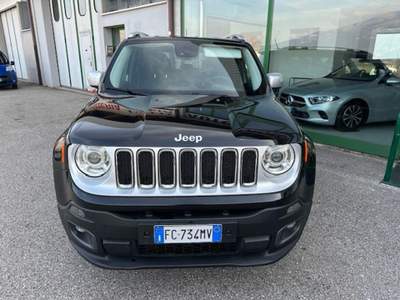 Jeep Renegade 2.0 Mjt 140CV 4WD Active Drive Limited Nero usata Pederobba