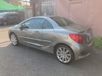 Peugeot 207 1.6 VTi 120CV CC Féline Grigio usata CONCESIO