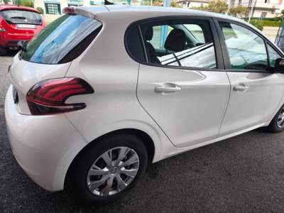 Peugeot 208 BlueHDi 100 S&S 5 porte Active Grigio usata CONCESIO