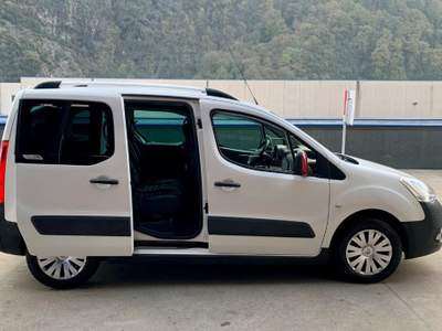 Citroen Berlingo Multispace 1.6 HDi 90 XTR 7 POSTI Bianco usata Pisogne