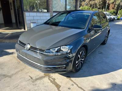 Volkswagen Golf 1.6 TDI 115 CV 5p. IQ Drive Grigio usata Caltagirone