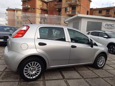 Fiat Punto 1.4 8V 5 porte Easypower Lounge Grigio usata Pompei