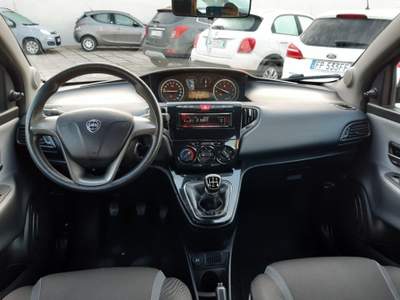 Lancia Ypsilon 1.2 69 CV 5 porte Silver Blu/Azzurro usata Pompei