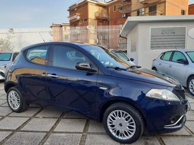 Lancia Ypsilon 1.2 69 CV 5 porte Silver Blu/Azzurro usata Pompei