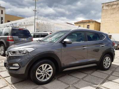 Hyundai Tucson 1.7 CRDi XPossible Grigio usata Pompei