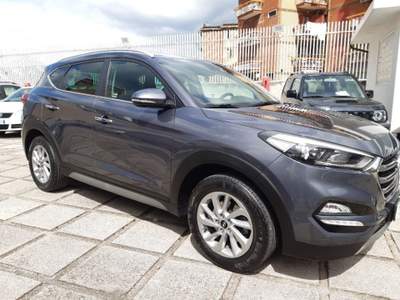 Hyundai Tucson 1.7 CRDi XPossible Grigio usata Pompei