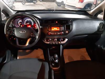 Kia Rio 1.1 CRDi WGT 5p. EX Grigio usata Pompei